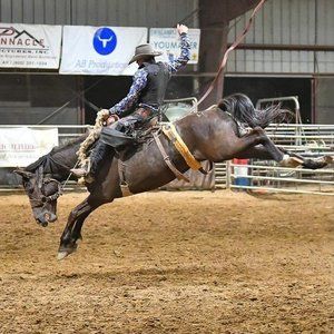 Meet your Posher, Larry